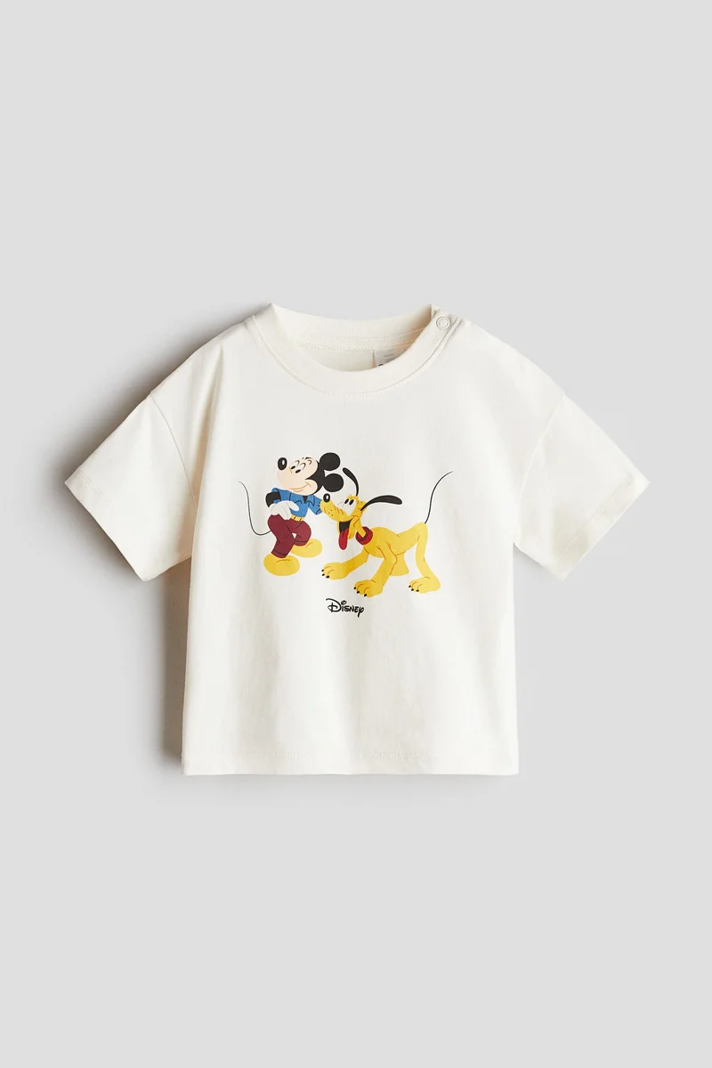 اتش اند ام تي-شيرت قطني بطبعة